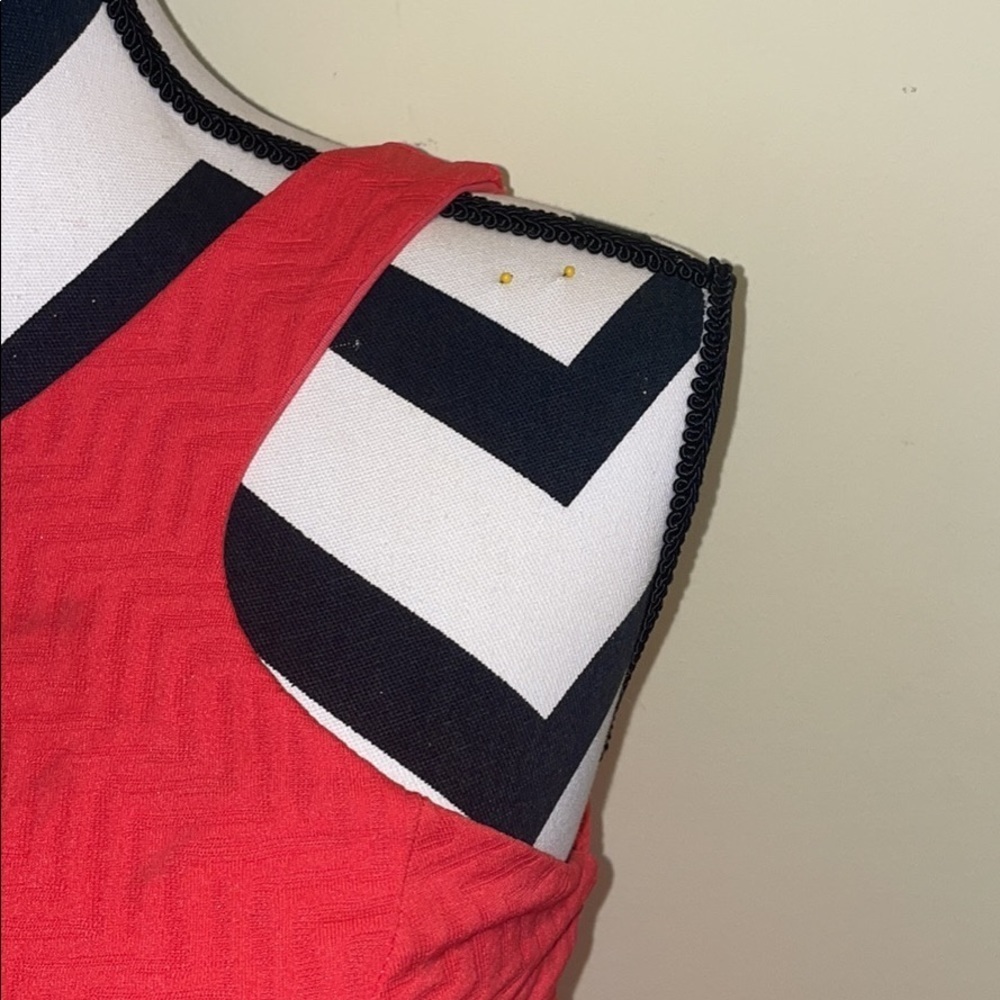 Women’s Style Rack Dress - Picture 2 of 4